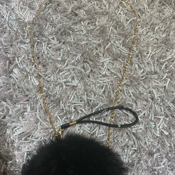 Black fur purse - Picture 2 of 3